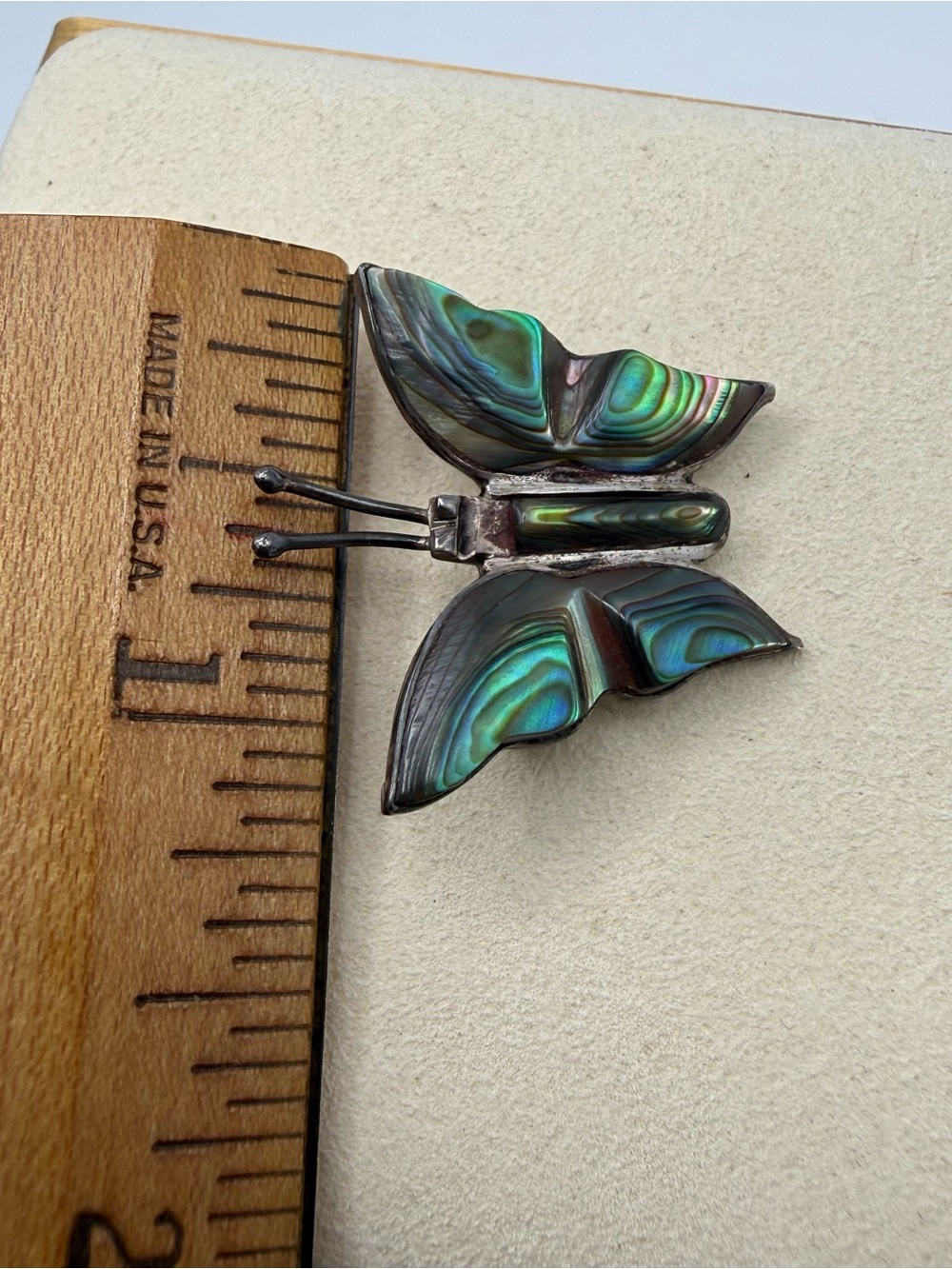 Taxco Iridescent Abalone Butterfly Brooch - Green Blue Accents - Picture 9 of 9